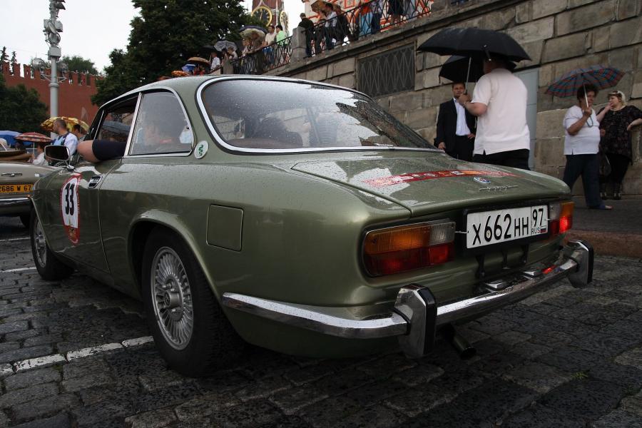  Alfa Romeo Giulia 2000 GT Veloce 1971 года  (фото 2 из 6)